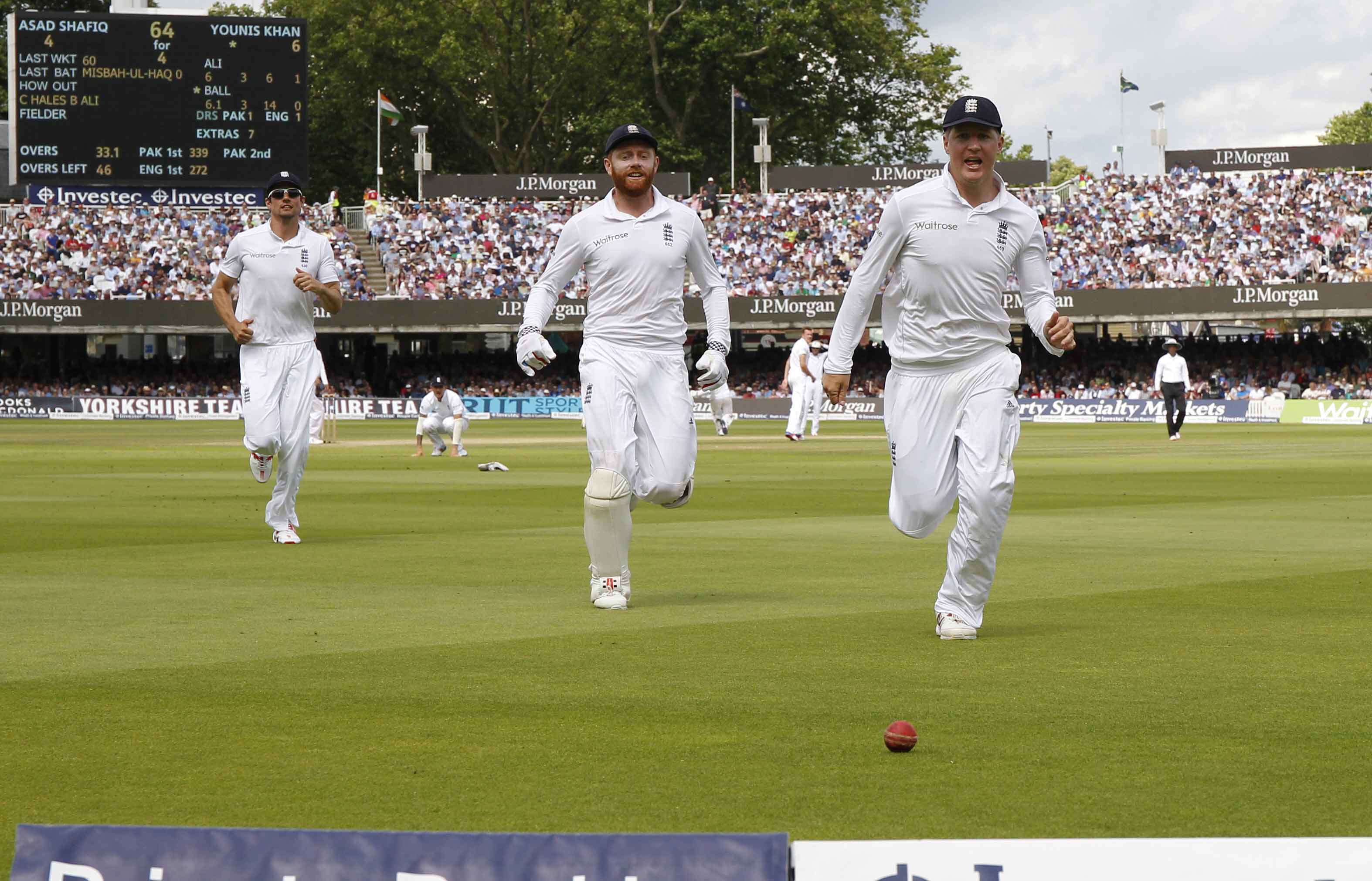 Lord's Test evenly poised after Tea on third Day ScoreLine